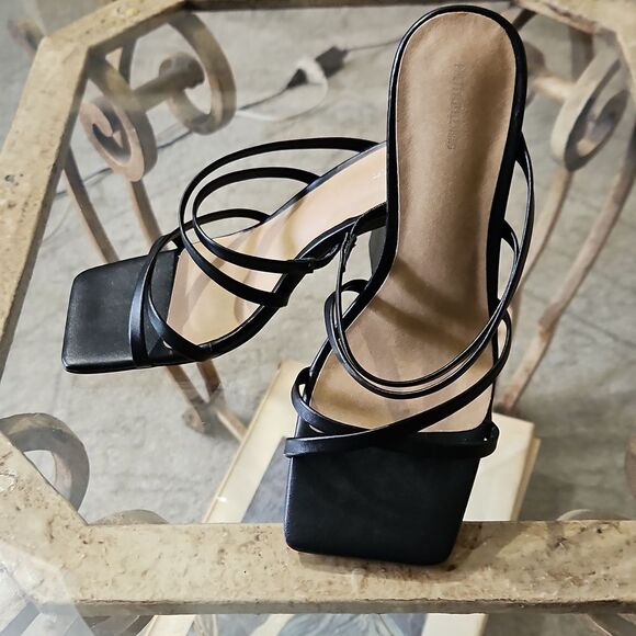 Pretty Little Thing Black Strappy Heels Size 3 - Picture 1 of 10